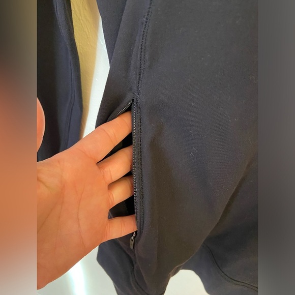 Lululemon sweater - Picture 7 of 9